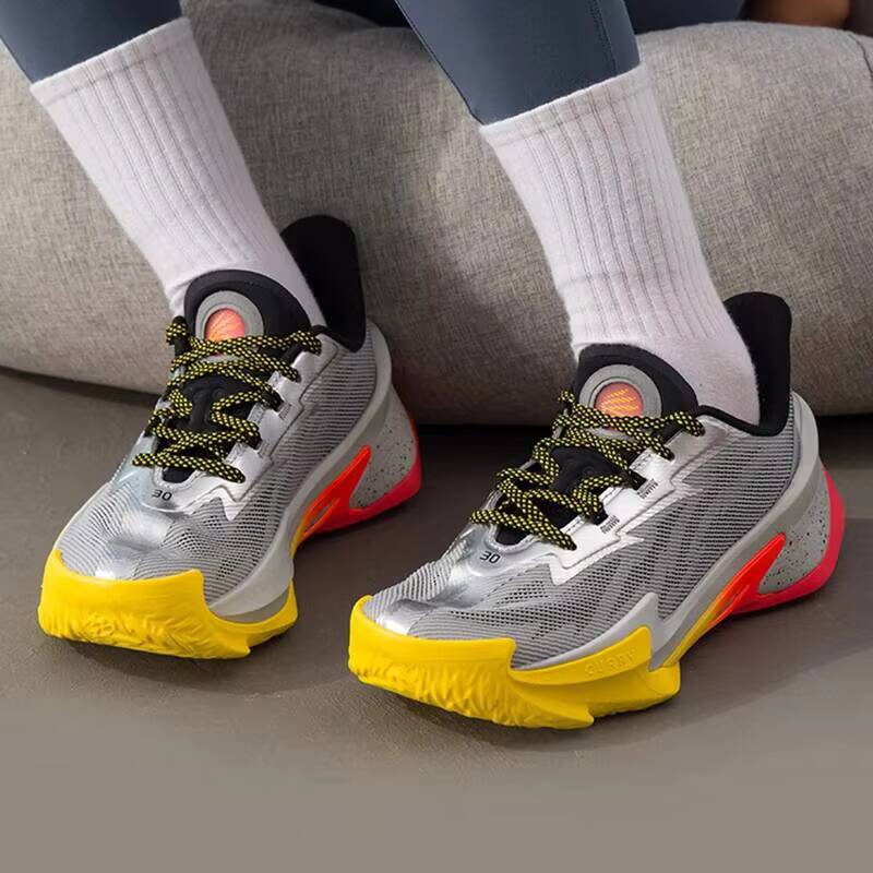 Tênis de basquete Under Armour - Men Shoes Under Armour avaliação e preço